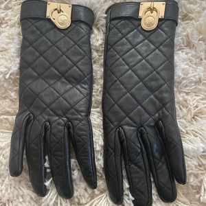 Black quilted leather Micheal Kors Gloves
